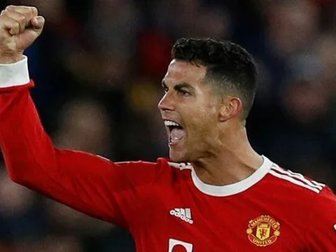 "Tôi thích chơi cho Man Utd, Ronaldo thật đặc biệt"