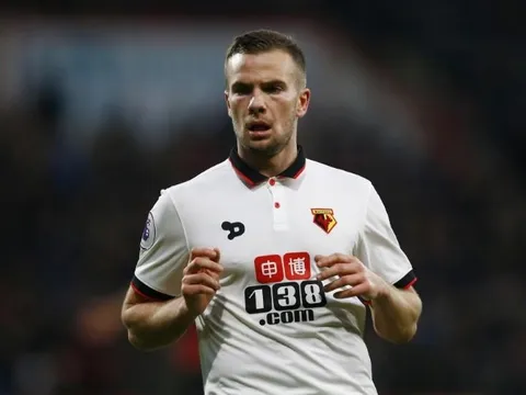 Tom Cleverley giải nghệ ở tuổi 33