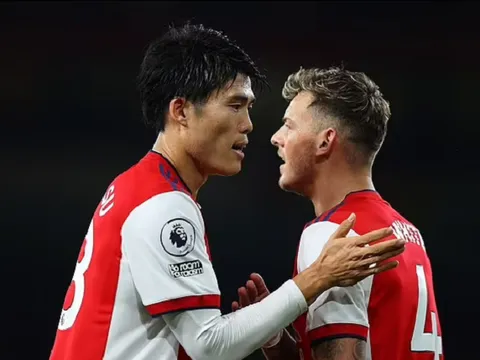 3 lý do Arteta thích dùng Tomiyasu hơn Tierney