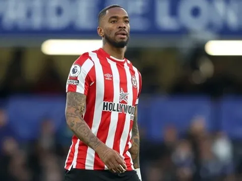 Toney bật đèn xanh cho Arsenal và Chelsea