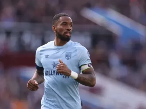Toney coi như ra đi, Arsenal và Chelsea "mở cờ trong bụng"