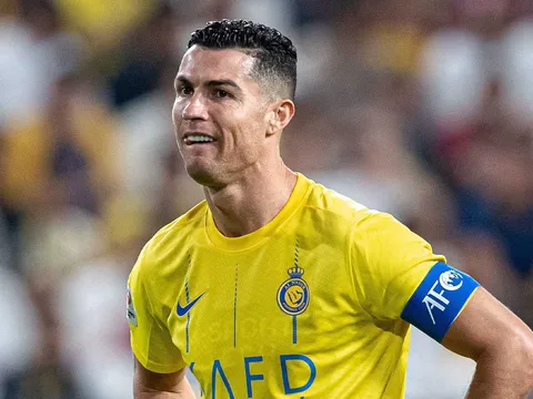 Top 10 tay săn bàn hàng đầu mùa 2023/24: Ronaldo thứ 3