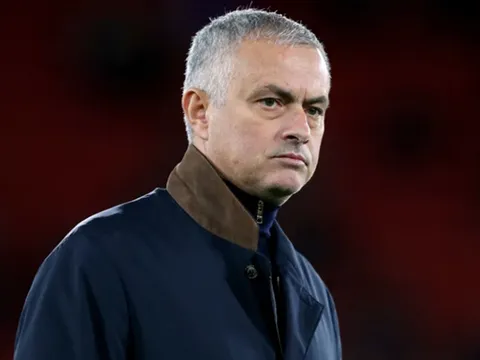 Top 10 vụ sa thải HLV tốn kém nhất: Mourinho đứng sau một người