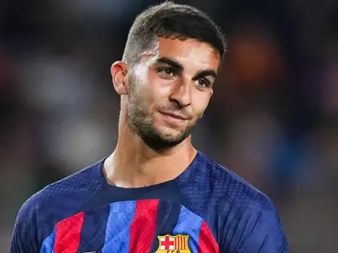 Đại gia Premier League xếp hàng, Barca ra giá 40 triệu euro