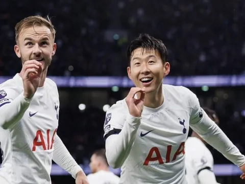 Alan Hutton chỉ ra bản hợp đồng nâng cấp Tottenham