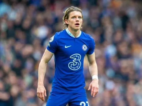 Tottenham chi thêm 50 triệu bảng vì tiền vệ Chelsea