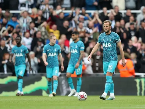 Tottenham hoàn trả tiền vé cho CĐV sau trận thua 1-6