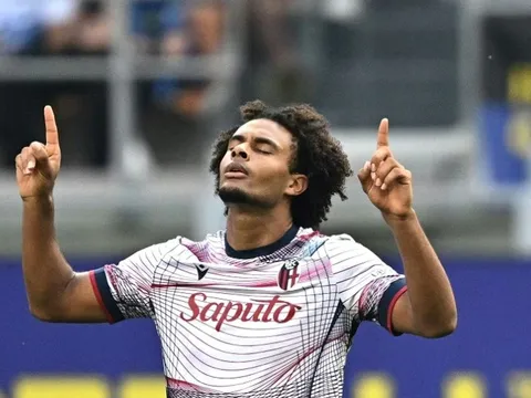 Tottenham tranh mua "hiện tượng" Serie A với Arsenal
