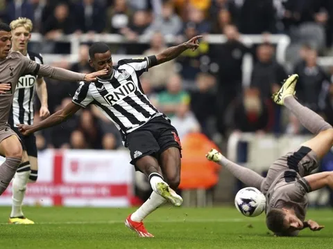 Tottenham vẫn còn nhiều lỗ hổng