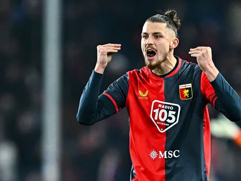 Tottenham "việt vị" trong vụ sao Serie A