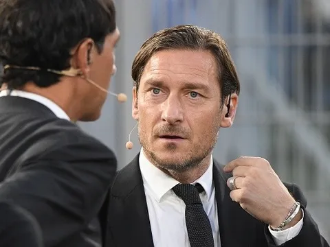 Totti bị điều tra vì cáo buộc đánh bạc, rửa tiền
