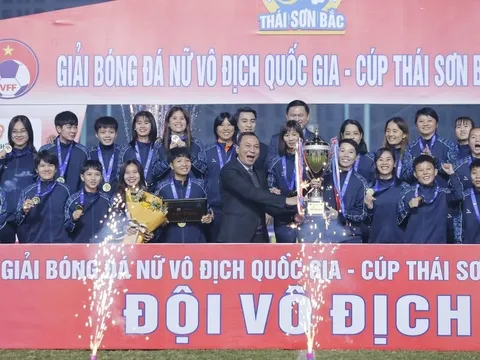 CLB Việt Nam chi tiền tỷ lót tay cho cầu thủ nữ?