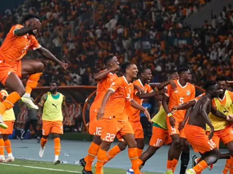 Trận cầu có 3 thẻ đỏ, Bờ Biển Ngà vào bán kết AFCON