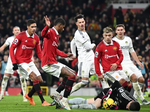 Trận hòa Leeds chỉ ra tầm quan trọng của 'kẻ bị chỉ trích'