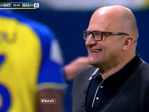 Tranh cãi ở trận đấu có 16 phút bù giờ của Ronaldo