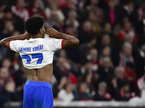 Trên đỉnh xuống vực sâu, Yamal khiến Barca thua muối mặt