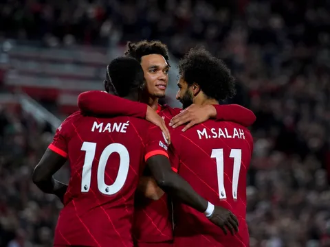 Trent Alexander-Arnold: “Mọi người đều không hài lòng với điều đó”