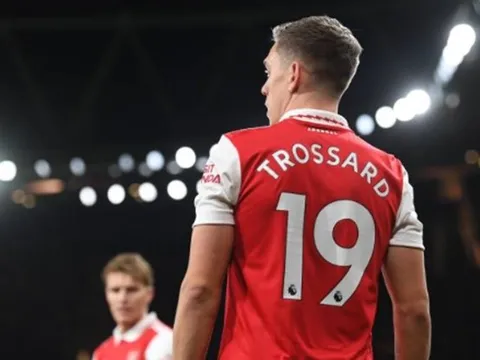 "Cậu ấy sẽ trở thành một Trossard khác"