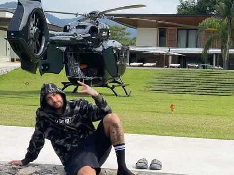 Trực thăng Batman của Neymar bị “cấm” bay