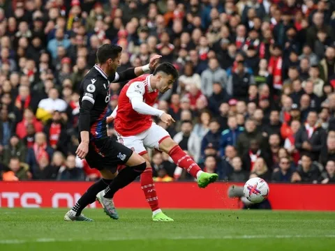 Tội đồ Arsenal phản ứng hoàn hảo, Arteta ca ngợi