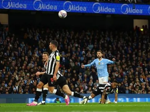 TRỰC TIẾP Man City 2-0 Newcastle (KT): Silva lập cú đúp