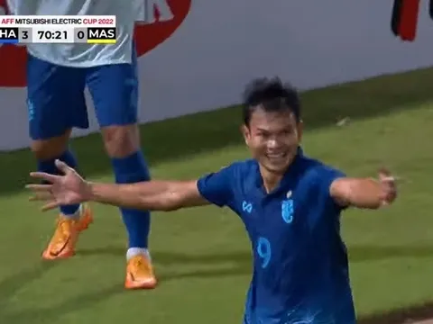 TRỰC TIẾP Thái Lan 3-0 Malaysia (KT): Kraisorn ghi bàn