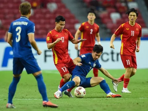 TRỰC TIẾP Việt Nam 0-2 Thái Lan (H2): Nguyên Mạnh cản phá penalty