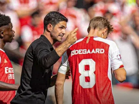 Odegaard hỏi cách nâng tầng sự nghiệp, Arteta nói 1 câu
