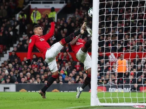 Trước Burnley, Casemiro thể hiện phẩm chất bảo chứng giá trị ở Man Utd