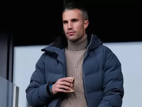 Từ chối Man Utd, Van Persie sắp có bến đỗ mới