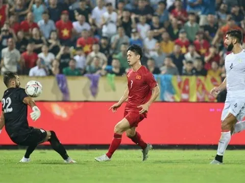 Văn Toàn thăng hoa, Công Phượng có thức tỉnh?