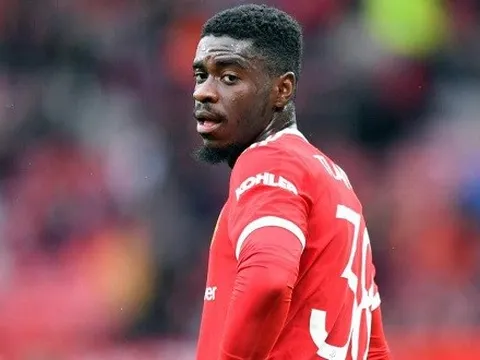 Cựu hậu vệ Man Utd có thể gia nhập Real Betis