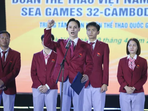 Tưng bừng Lễ xuất quân đoàn TTVN dự SEA Games 32