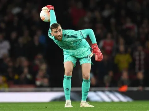 "Cậu ấy quá giỏi để ngồi dự bị ở Arsenal"