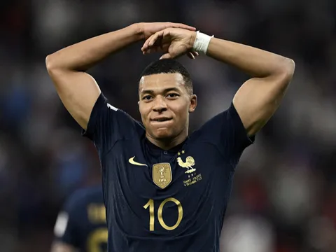 Tuyển Anh có thể học cách vô hiệu hóa Mbappe từ game
