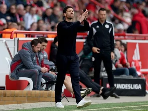 Tuyên bố đanh thép, Alonso lần đầu nói về tin đồn Tottenham