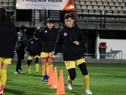 Tuyển nữ Việt Nam chịu lạnh khi đến New Zealand