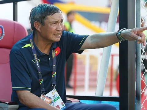 Tuyển nữ Việt Nam đi World Cup: Điều HLV Mai Đức Chung lo nhất