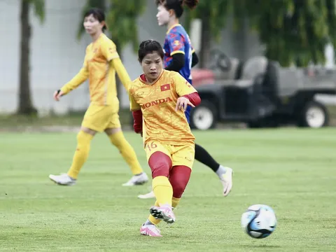 Tuyển nữ Việt Nam rèn miếng tủ chờ đấu Mỹ, Hà Lan