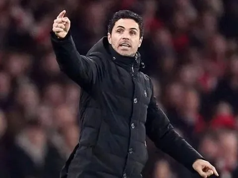 Tuyển trạch viên khuyên Juventus chiêu mộ tiền vệ kiến thiết của Arsenal