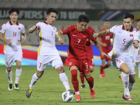 Tuyển Việt Nam chia tay Thanh Bình, chuyên gia nói lời thẳng thắn về thầy Park