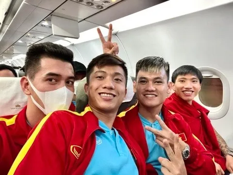 Tuyển Việt Nam đã về tới TP.HCM