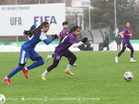 U20 nữ Việt Nam cầm hòa Uzbekistan giữa mưa tuyết