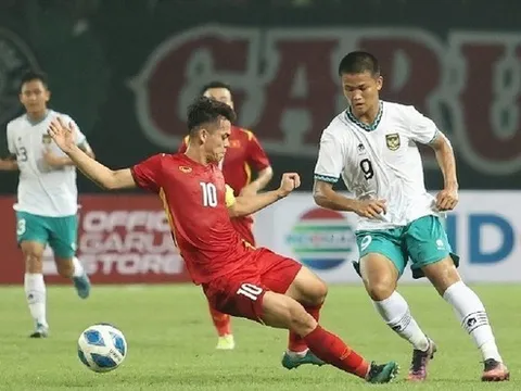HLV Troussier chấp nhận chỉ trích; U20 Indonesia nguy cơ mất vé World Cup