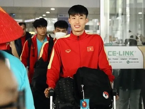 U20 Việt Nam trở về sau hành trình hơn 30 tiếng