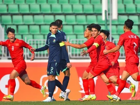 Sao trẻ HAGL lập siêu phẩm, U20 Việt Nam khởi đầu như mơ tại VCK châu Á