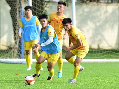 U22 Việt Nam tăng tốc, luyện 'chiêu tủ' chờ đấu SEA Games
