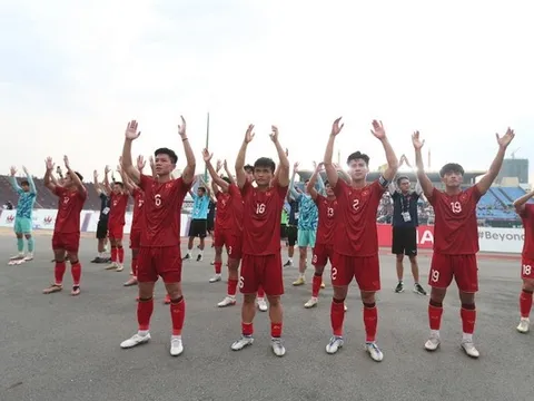 U22 Việt Nam tri ân người hâm mộ trong ngày chia tay SEA Games