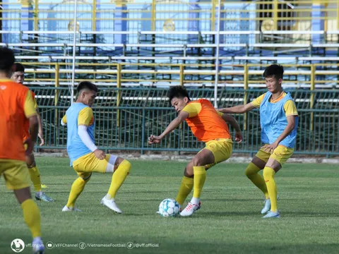 U23 Việt Nam luyện 'chiêu tủ' chờ đấu Lào trận ra quân
