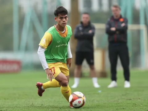 U23 Việt Nam thắng CLB Phú Thọ